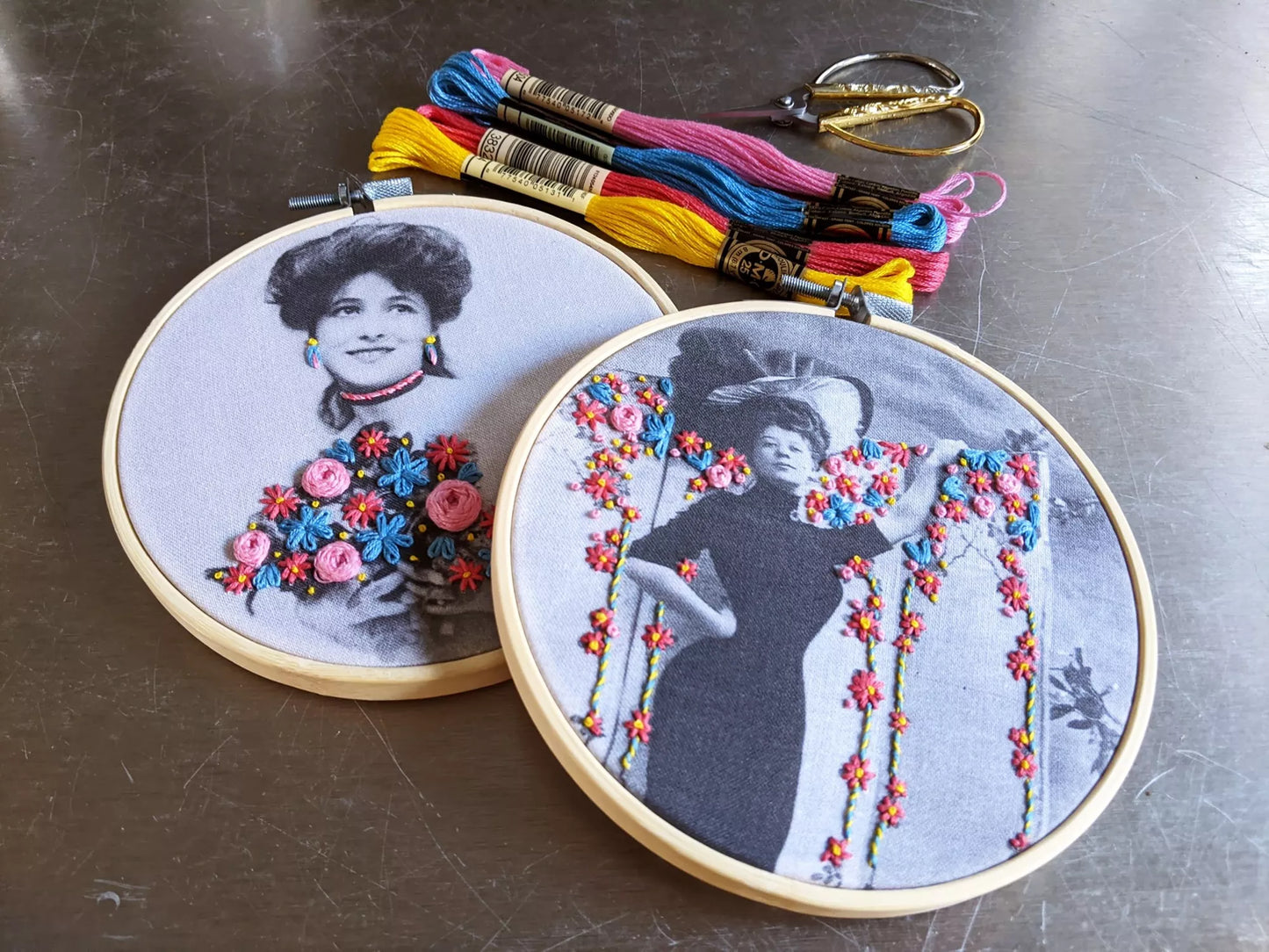 kit de Broderie retro color- La femme au bouquet